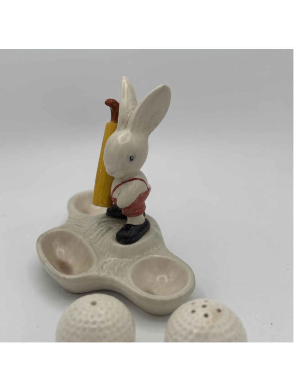 Vintage M.J. Wood Golf Rabbit Salt & Pepper Shakers Burslem England Bunny Cruet - Picture 4 of 8